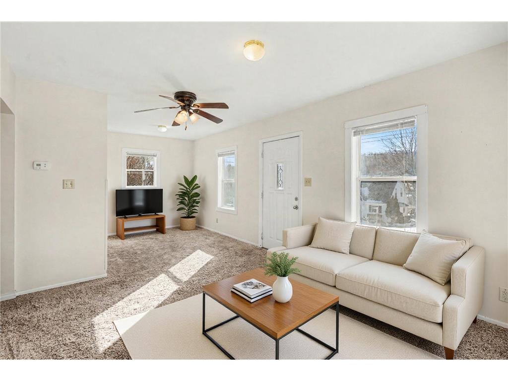 818 Hawthorn Street Red Wing MN 55066 7018763 image3