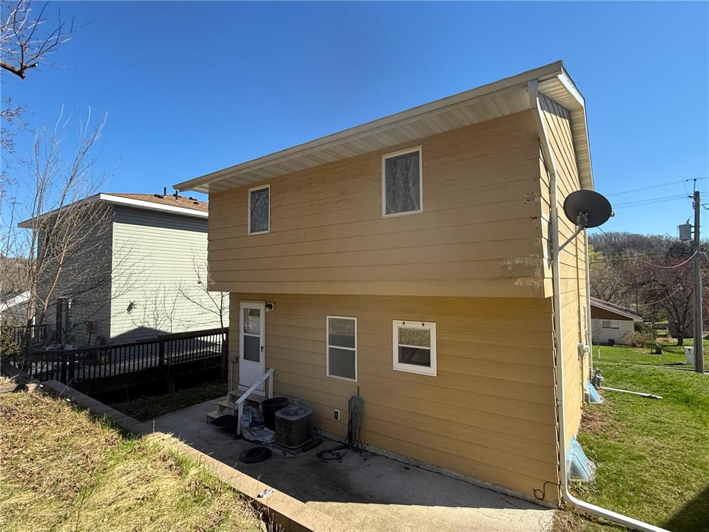 818 Hawthorn Street Red Wing MN 55066 7018763 image33