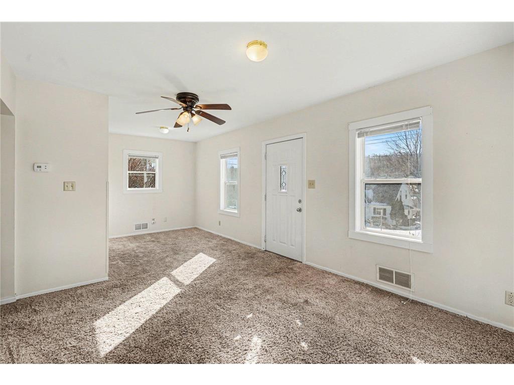 818 Hawthorn Street Red Wing MN 55066 7018763 image4