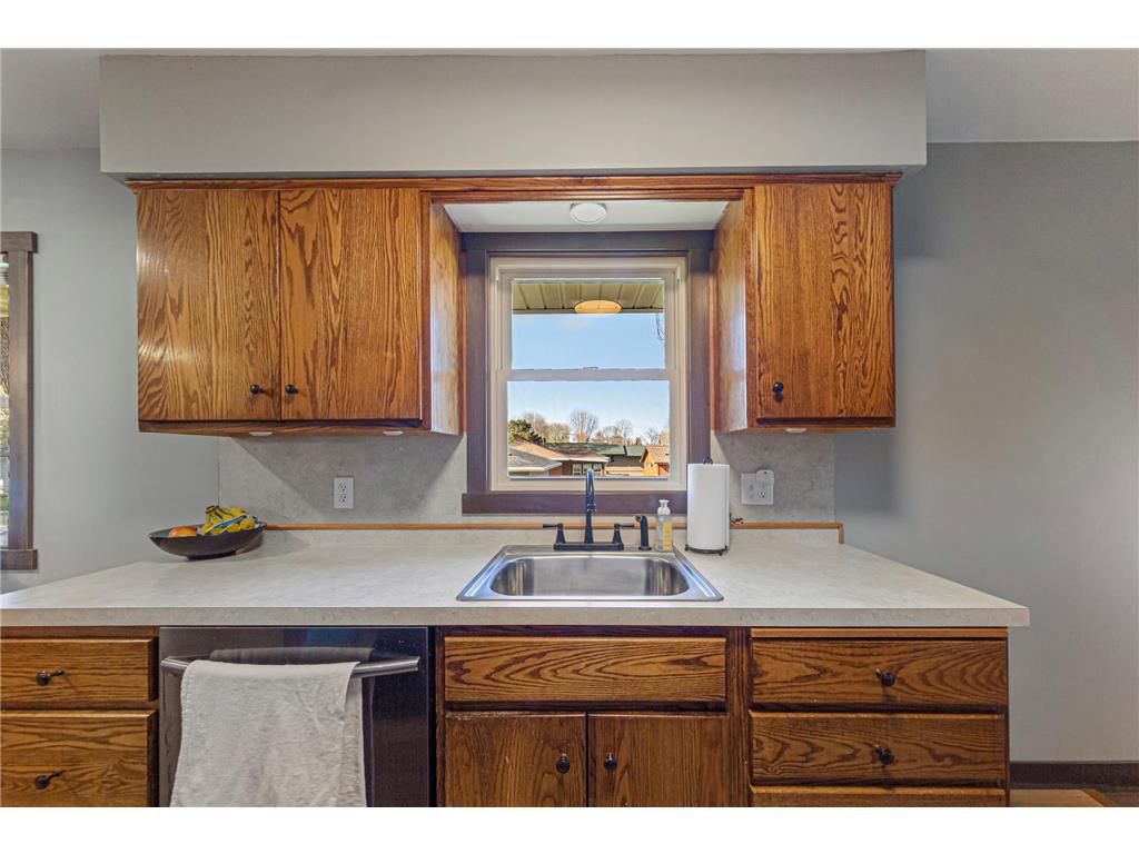818 Lincoln Avenue Gaylord MN 55334 7060045 image17