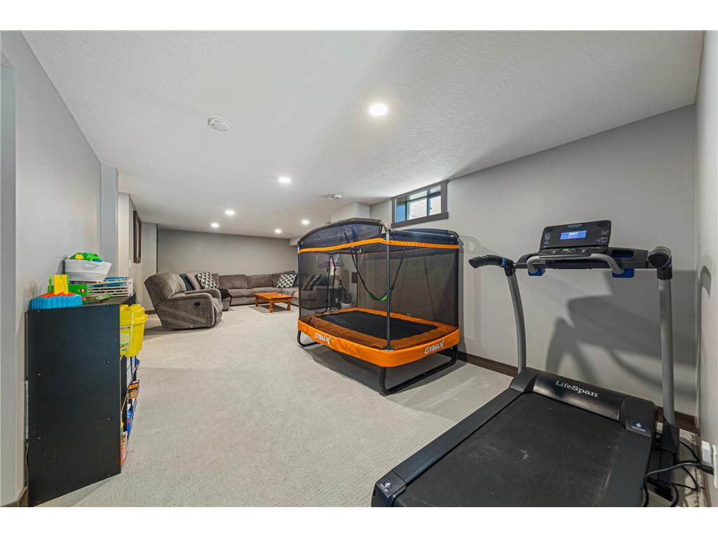 818 Lincoln Avenue Gaylord MN 55334 7060045 image32