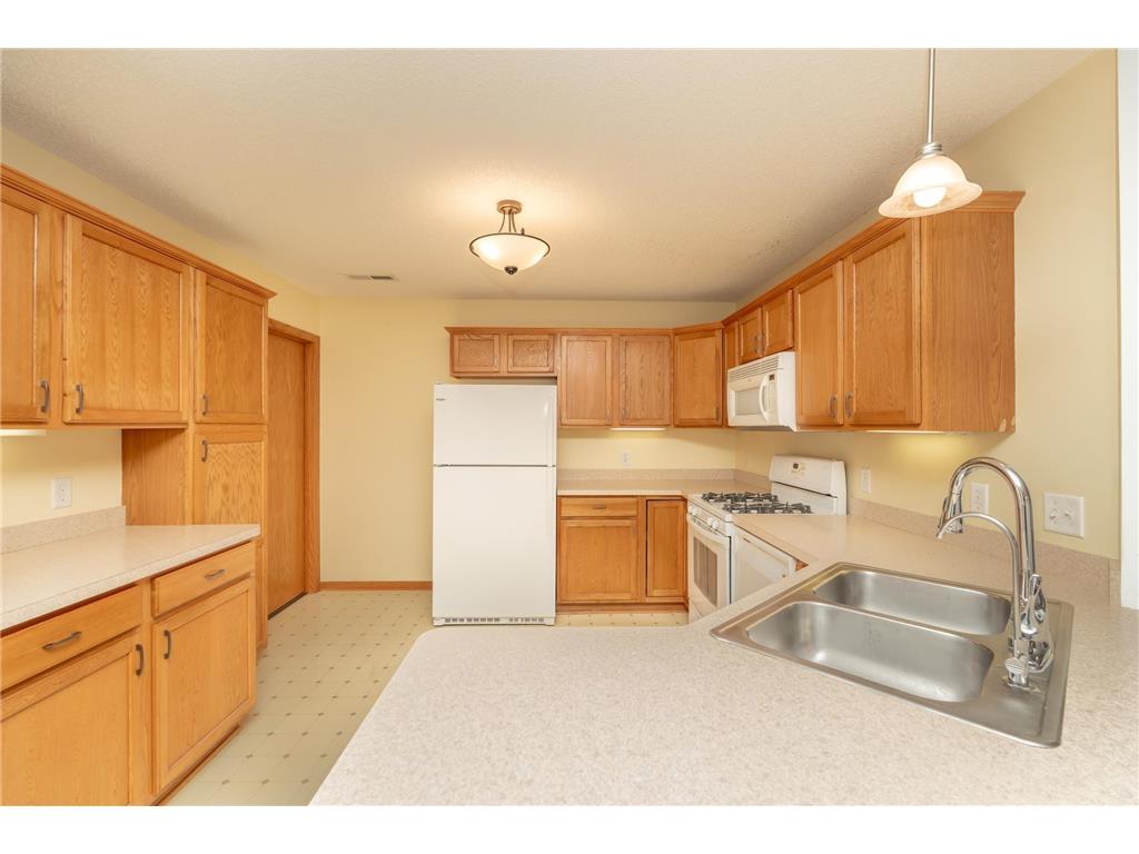 818 Roundhouse Street Shakopee MN 55379 7079544 image17