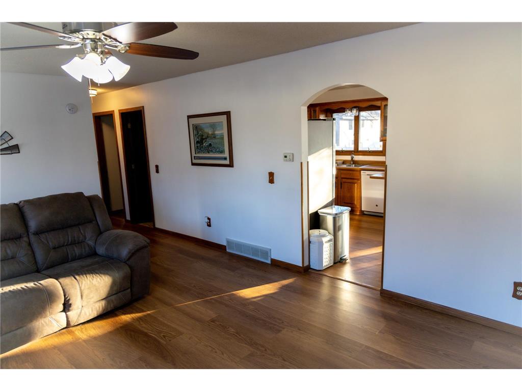 818 S 10th Street Lake City MN 55041 7030909 image18