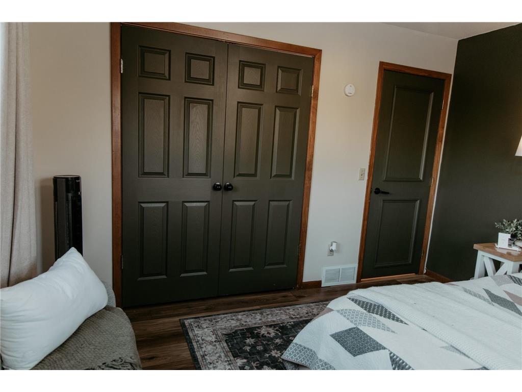 818 S 10th Street Lake City MN 55041 7030909 image38