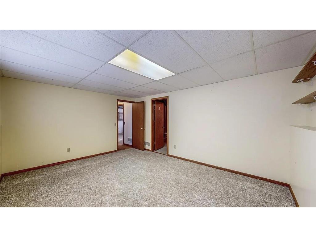 818 S 10th Street Lake City MN 55041 7030909 image9