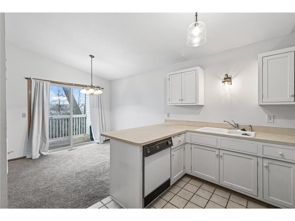818 Sherwood Road Shoreview MN 55126 7058687 image13