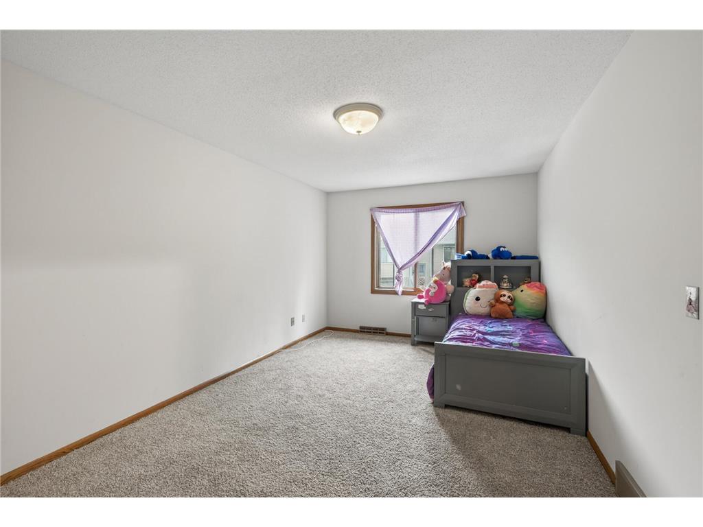 818 Sherwood Road Shoreview MN 55126 7058687 image14