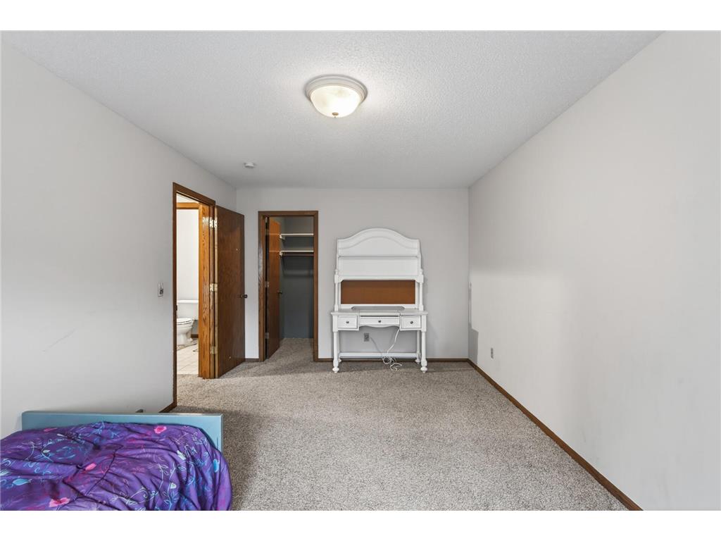 818 Sherwood Road Shoreview MN 55126 7058687 image15