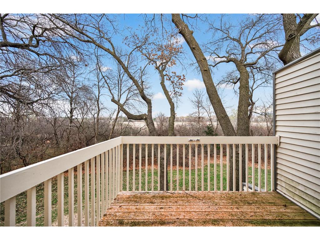 818 Sherwood Road Shoreview MN 55126 7058687 image4