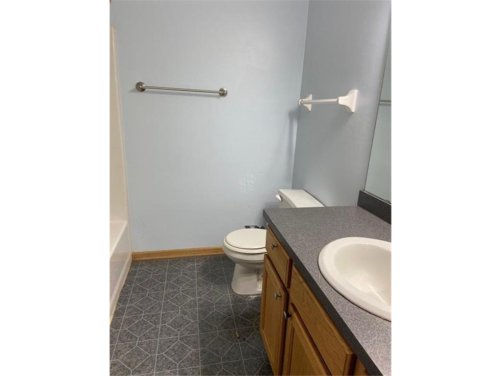 818 Sterling Street S Maplewood MN 55119 7074084 image9