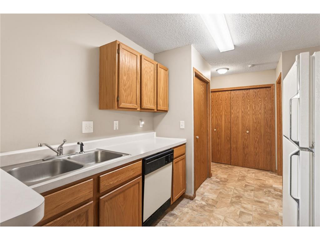8184 Middletown Road Spring Lake Park MN 55432 7047652 image12