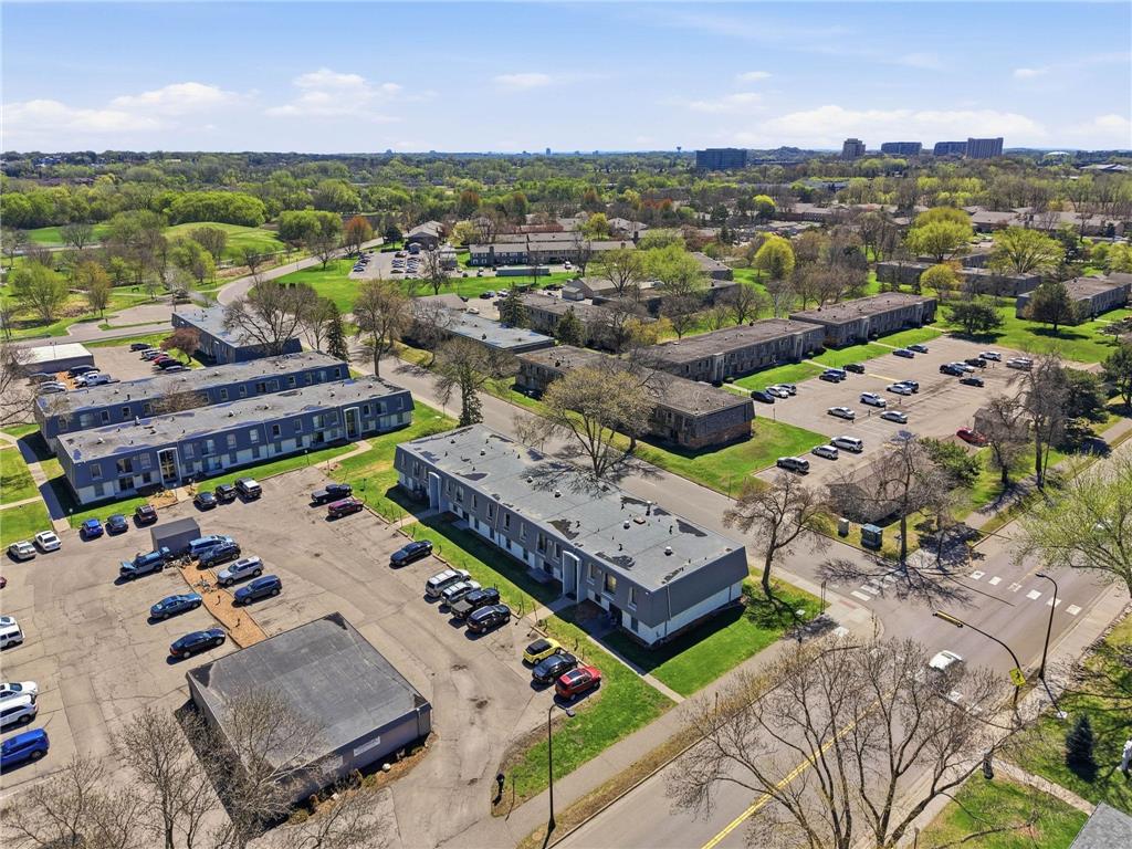 819 11th Avenue S #7 Hopkins MN 55343 7060484 image25