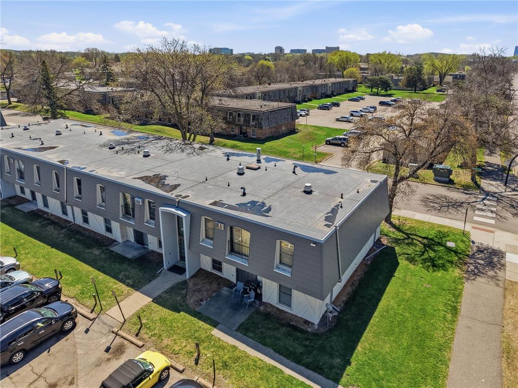 819 11th Avenue S #7 Hopkins MN 55343 7060484 image28