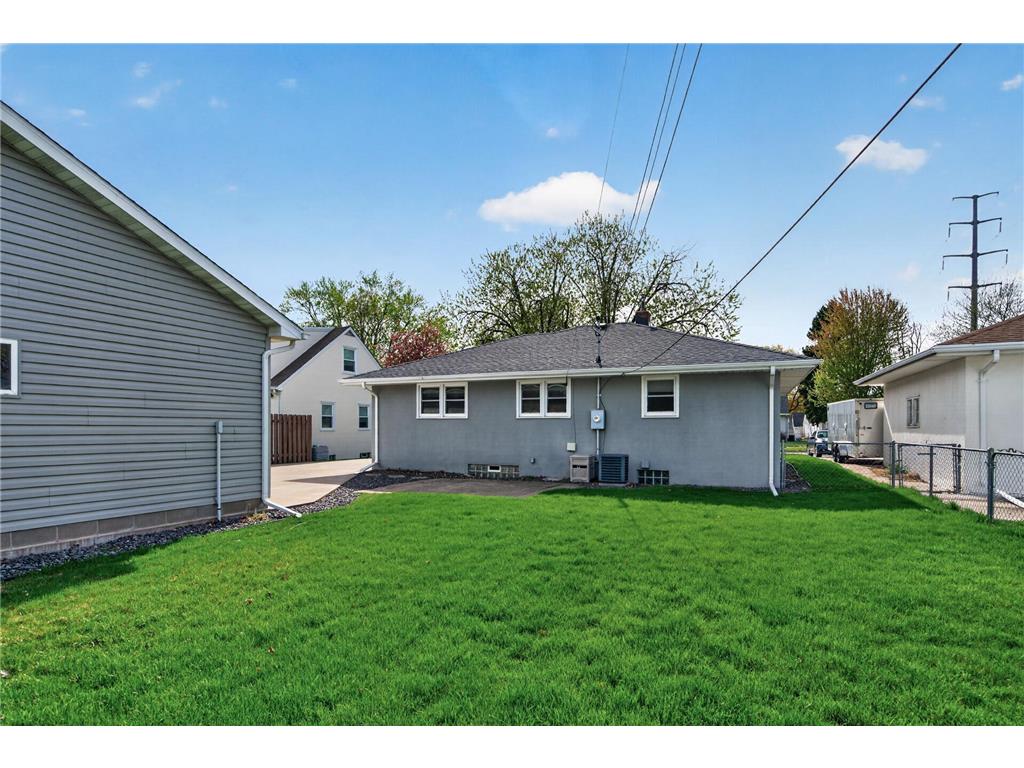 819 2nd Avenue S South Saint Paul MN 55075 7061599 image28