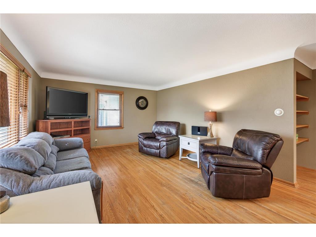 819 2nd Avenue S South Saint Paul MN 55075 7061599 image8