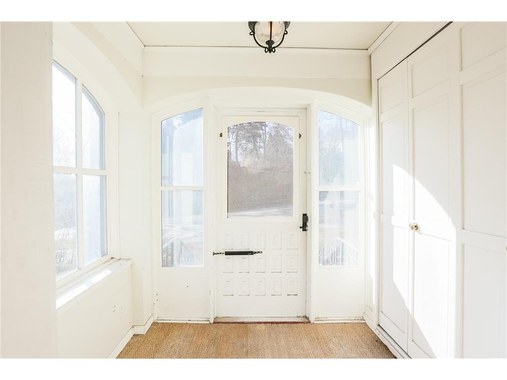 819 6th Street SW, Rochester, MN, 55902 MLS 6495811 Edina Realty