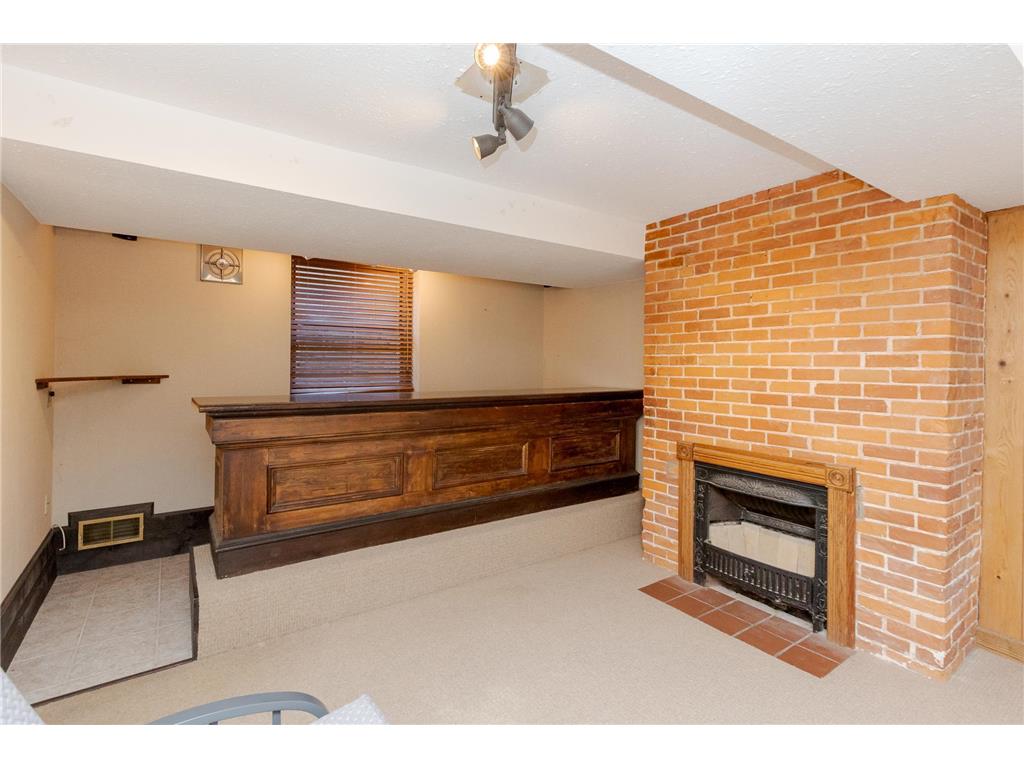 819 6th Street SW, Rochester, MN, 55902 MLS 6495811 Edina Realty