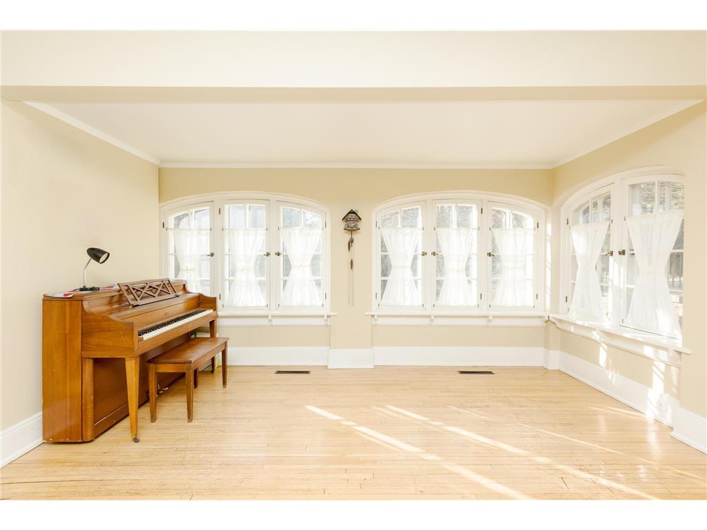 819 6th Street SW, Rochester, MN, 55902 MLS 6495811 Edina Realty