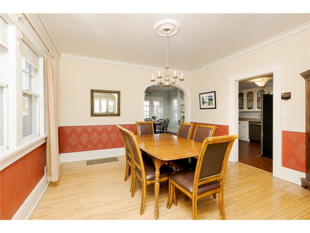 819 6th Street SW, Rochester, MN, 55902 MLS 6495811 Edina Realty