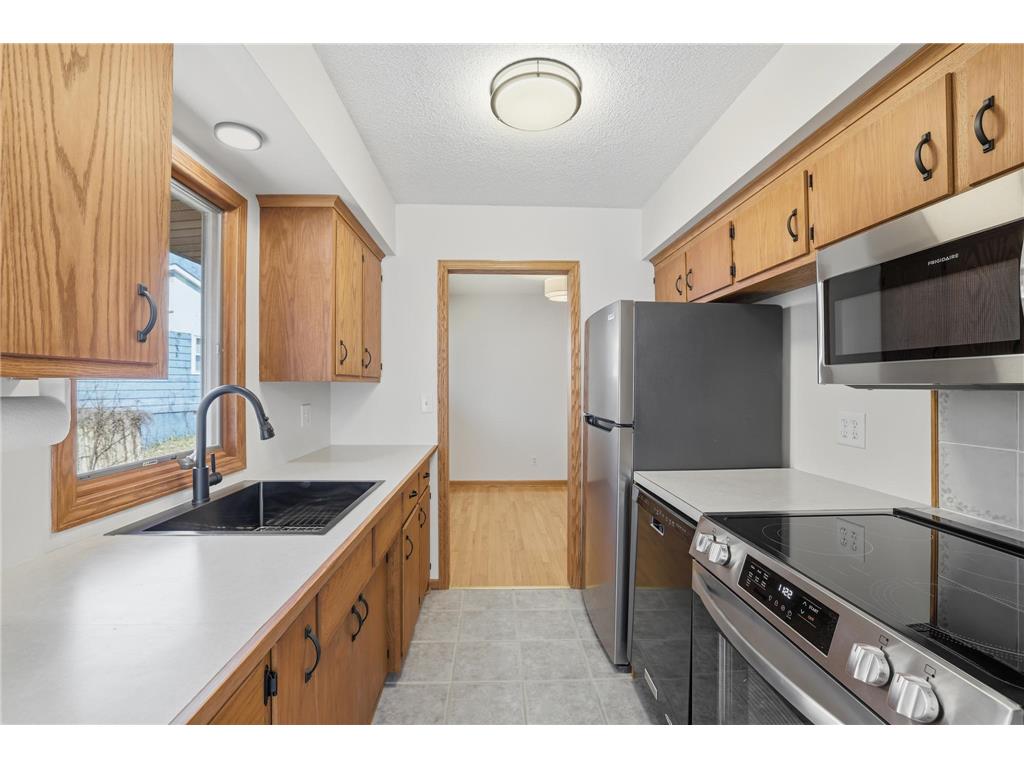 819 9th Avenue Anoka MN 55303 7057367 image2