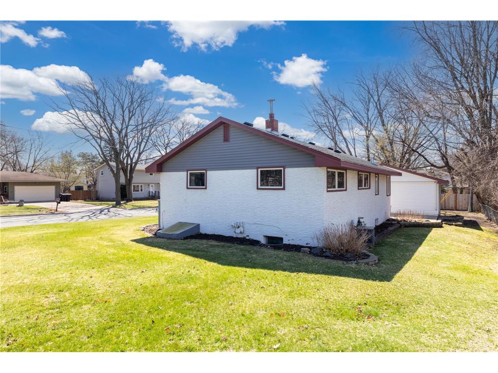 819 9th Avenue Anoka MN 55303 7057367 image27