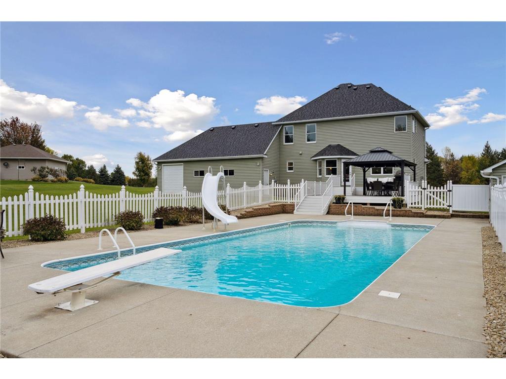 819 Belanger Avenue NW Buffalo MN 55313 - Buffalo 7000467 image1