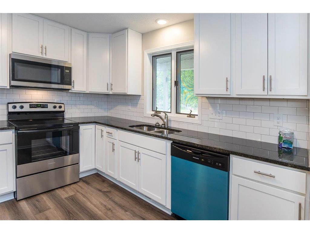 819 Dorland Road S Maplewood MN 55119 6767618 image2