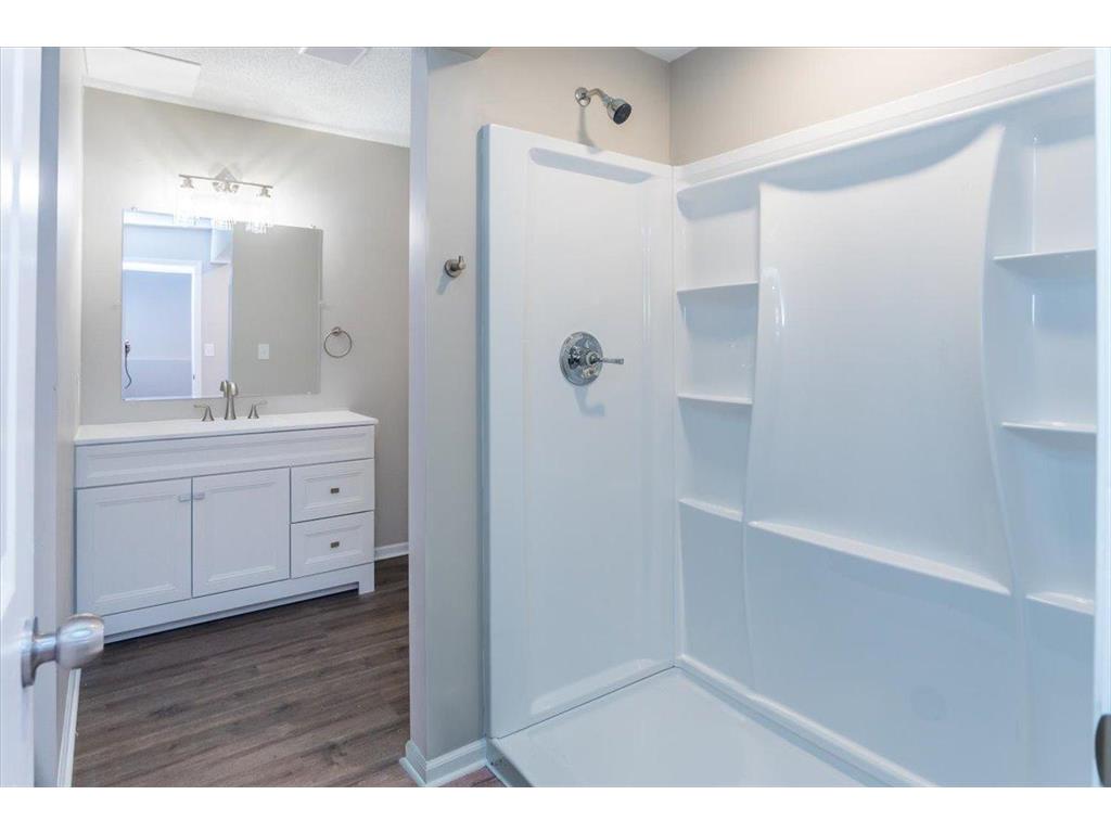 819 Dorland Road S Maplewood MN 55119 6767618 image22