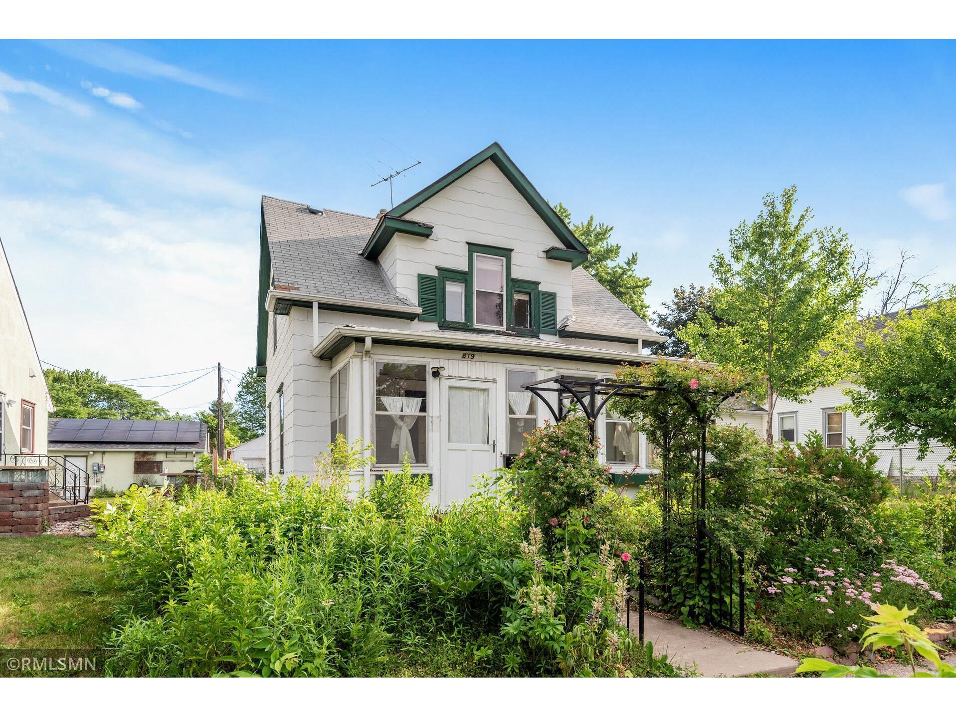 819 Front Avenue, Saint Paul, MN 55103 MLS 6014696 Edina Realty