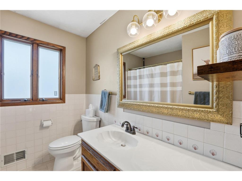 819 Johnson St Anoka MN 55303 7046084 image14