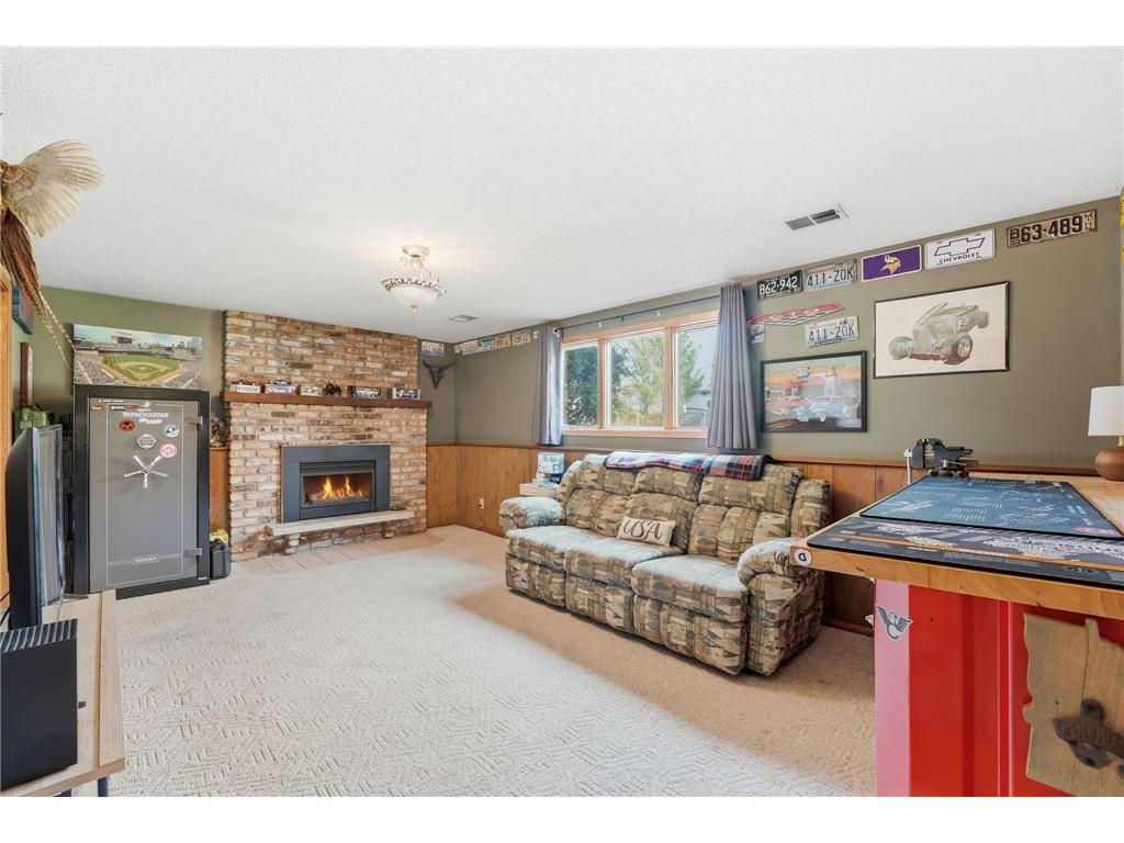 819 Johnson St Anoka MN 55303 7046084 image23