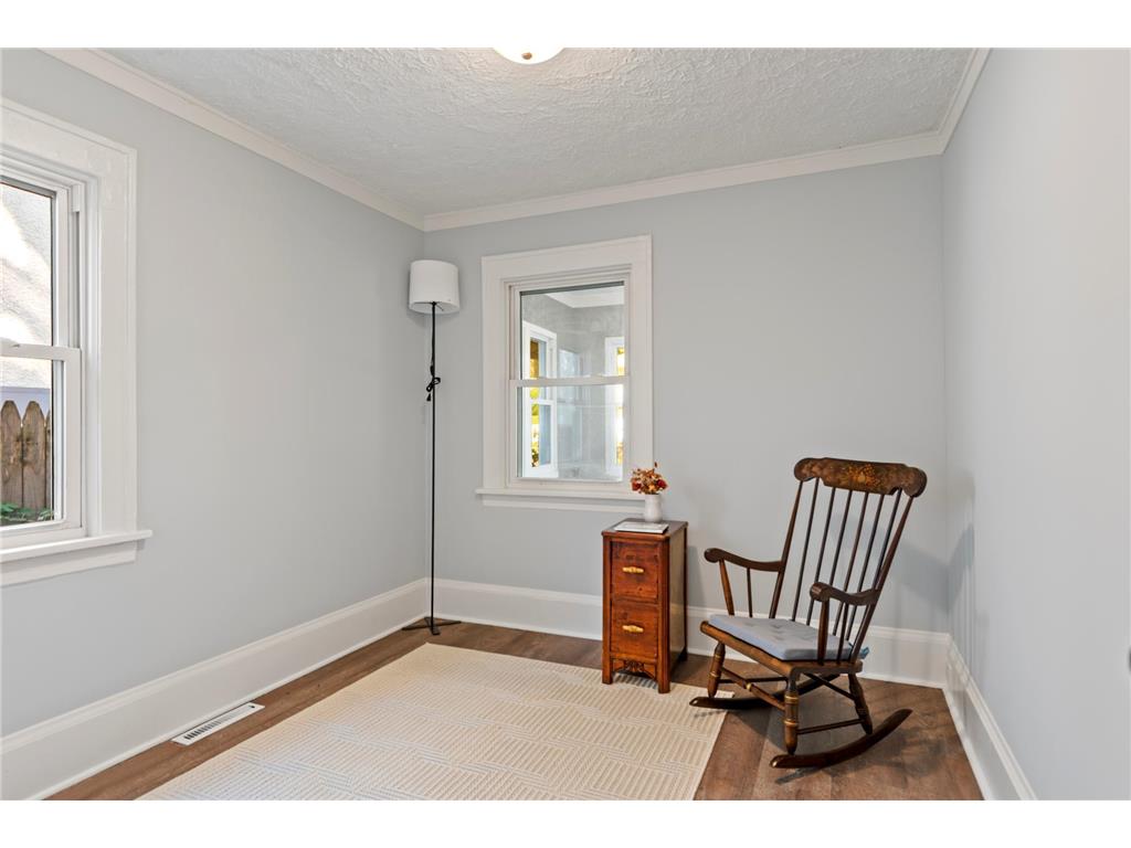 819 Sheridan Avenue N Minneapolis MN 55411 6780942 image16