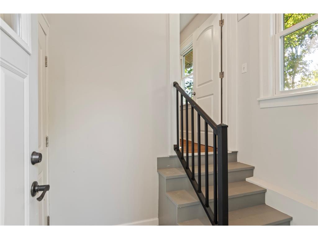 819 Sheridan Avenue N Minneapolis MN 55411 6780942 image19