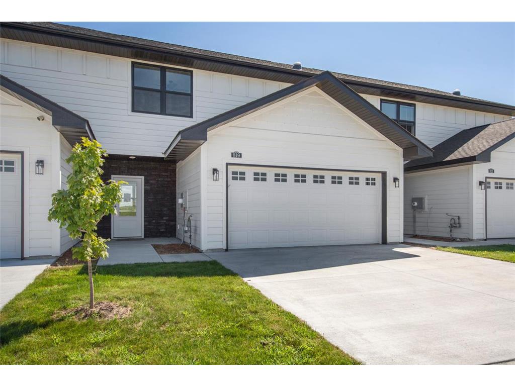 819 Viburnum Street Belle Plaine MN 56011 6773439 image1