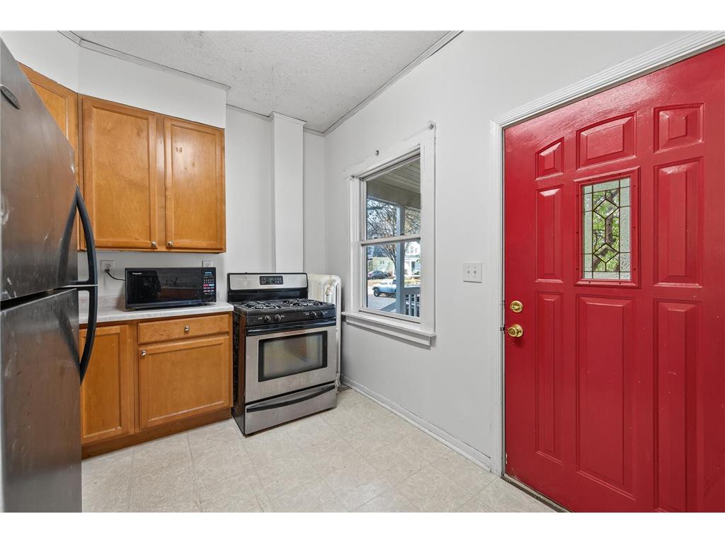 819 W 28th Street Minneapolis MN 55408 7011203 image13