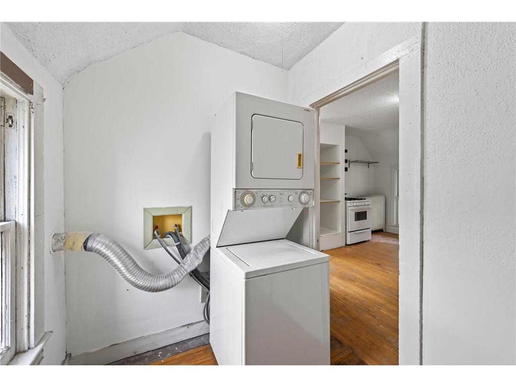 819 W 28th Street Minneapolis MN 55408 7011203 image27