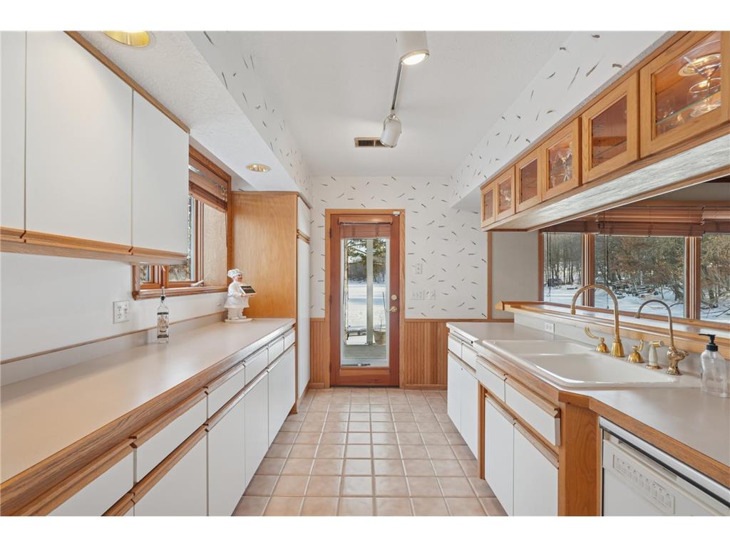 8190 Hill Trail N Lake Elmo MN 55042 - Demontreville 6768898 image24