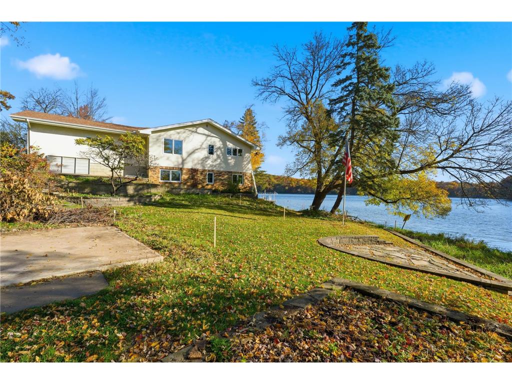 8190 Hill Trail N Lake Elmo MN 55042 - Demontreville 6768898 image29