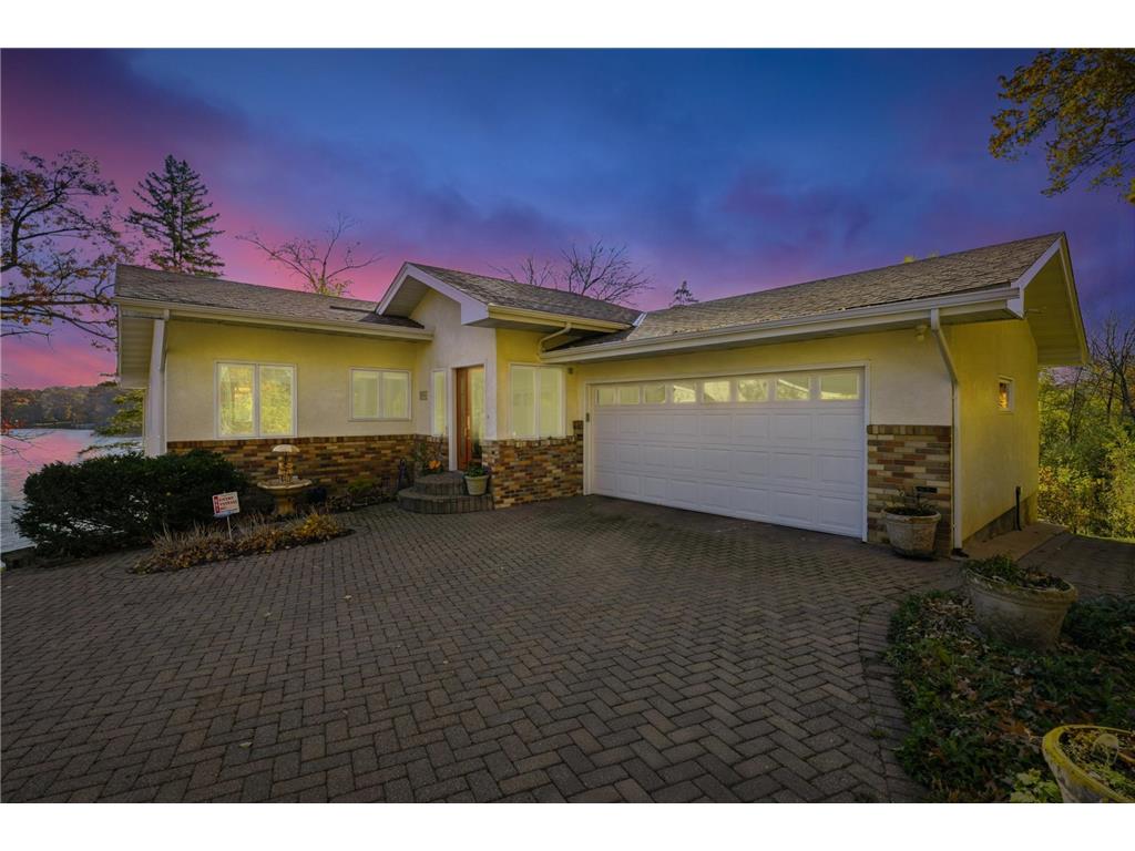 8190 Hill Trail N Lake Elmo MN 55042 - Demontreville 6768898 image50