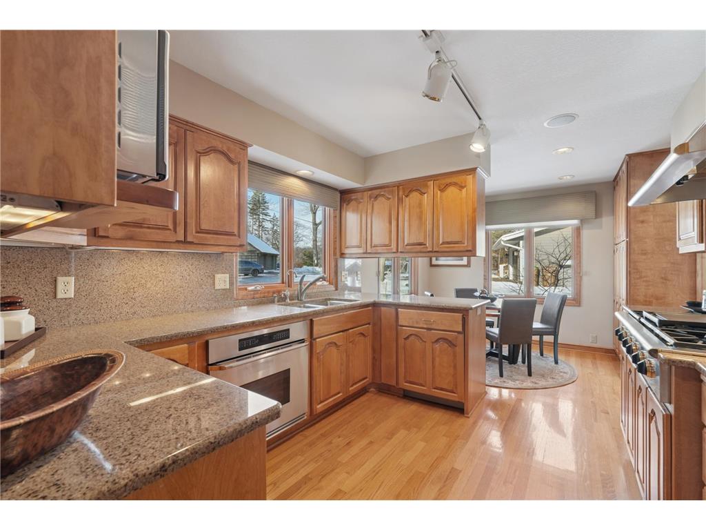 8190 Hill Trail N Lake Elmo MN 55042 - Demontreville 6768898 image8