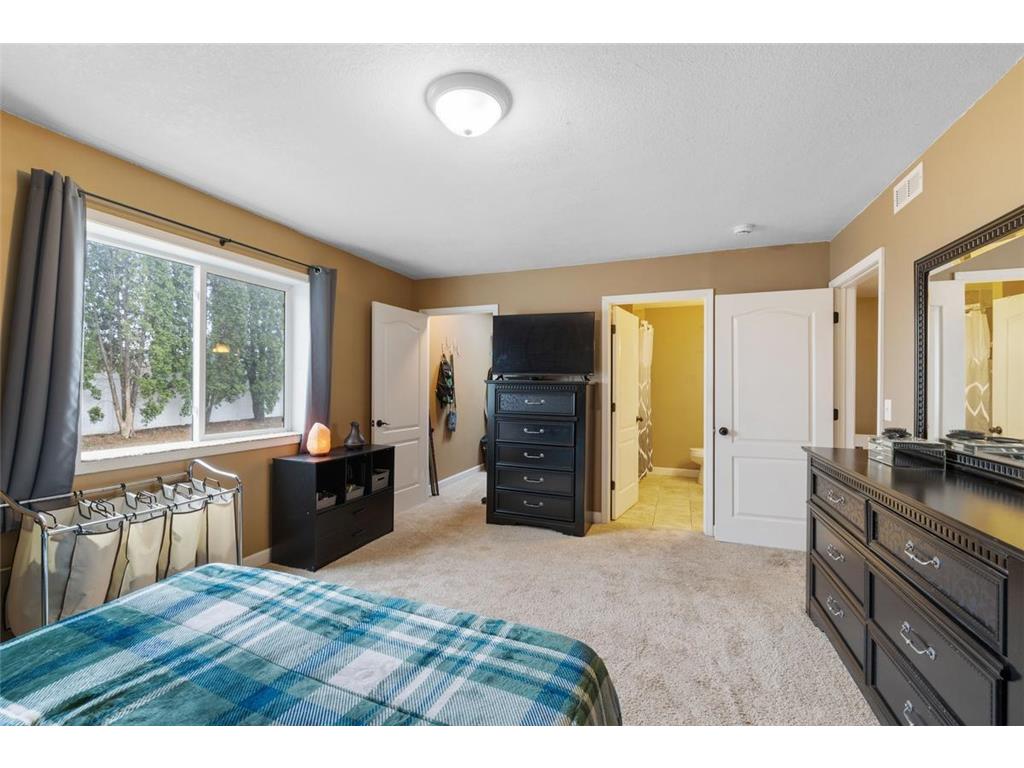 8196 Custers Trail Inver Grove Heights MN 55076 7037335 image14