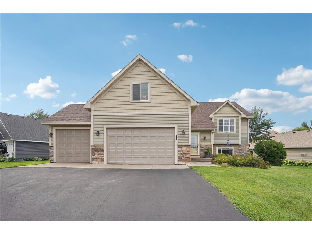 82 Coach Light Drive Hudson WI 54016 6756686 image1