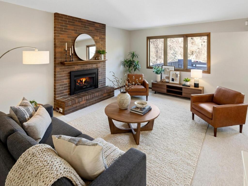 82 Walden Street Burnsville MN 55337 7008809 image1