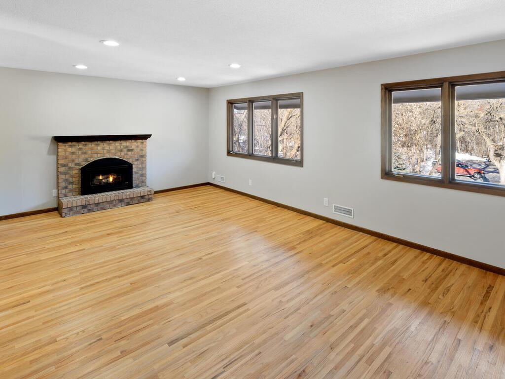 82 Walden Street Burnsville MN 55337 7008809 image17