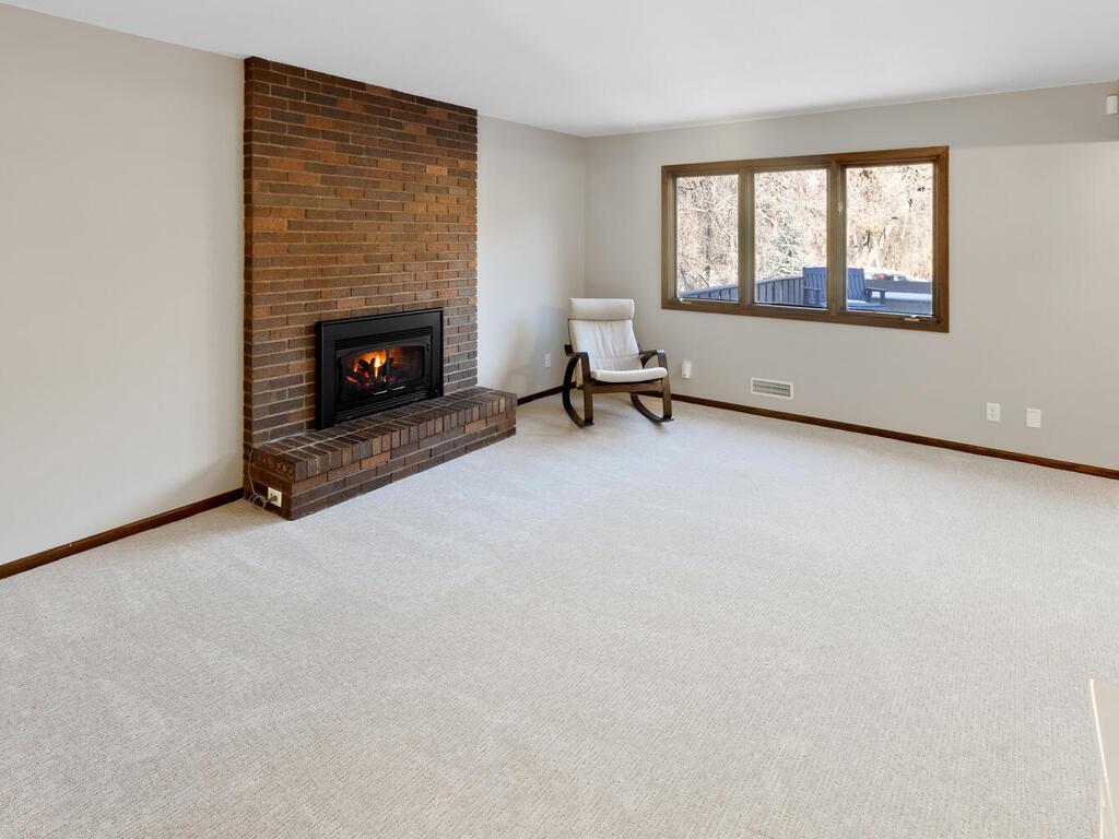 82 Walden Street Burnsville MN 55337 7008809 image6