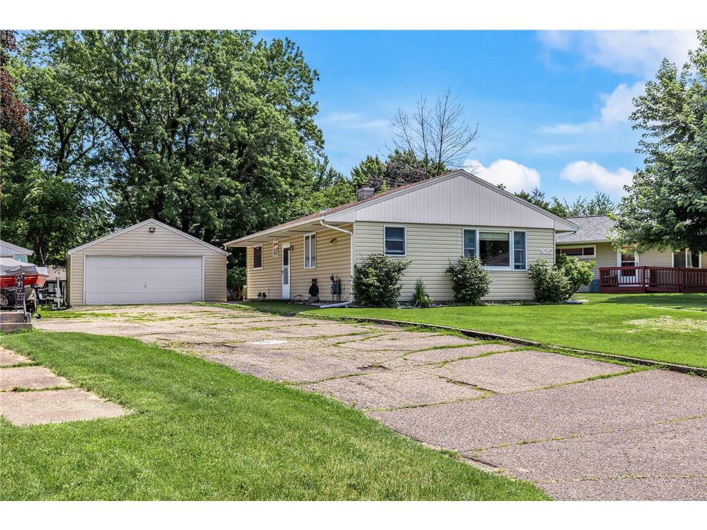 820 23rd Avenue N South Saint Paul MN 55075 6567993 image1