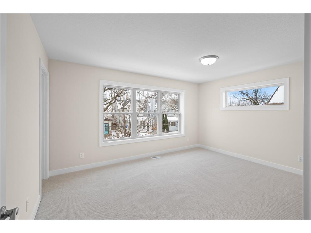 820 26th Avenue NE Minneapolis MN 55418 7026153 image16