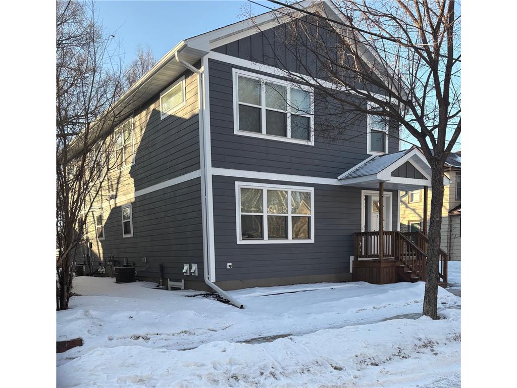 820 26th Avenue NE Minneapolis MN 55418 7026153 image2