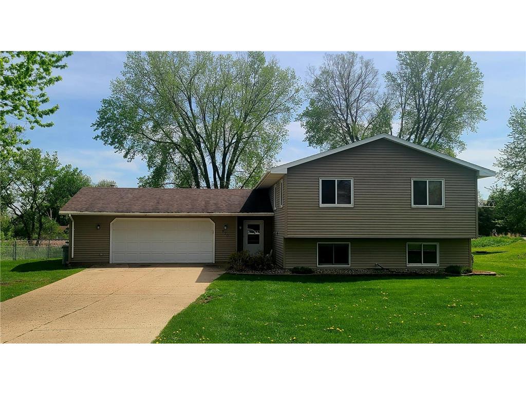 820 4th Street NW Byron MN 55920 6371360 image1