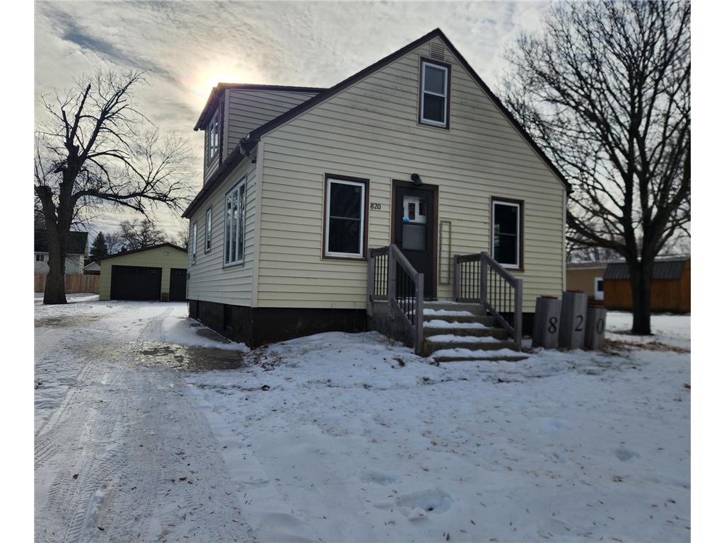 820 6th Street SW Pipestone MN 56164 7001525 image1